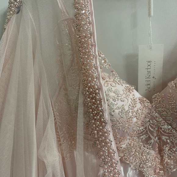 Elegant Pink two piece Lace Trim Robe and satin sleep gown - Picture 4 of 9